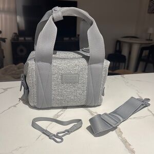 Dagne Dover XS Landon